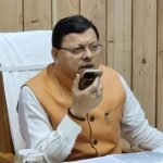 केंद्रीय शिक्षा मंत्री ने उत्तराखंड के ‘पूर्ण साक्षर राज्य’ बनने पर मुख्यमंत्री को दी बधाई