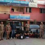 मोबाइल/लैपटॉप में एंटीवायरस एप को बेचने के नाम पर विदेशियों से ठगी करने वाले गिरोह आया दून पुलिस की गिरफ्त में, *किराये के फ्लैट में अवैध रूप से कॉल एजेंसी/सेन्टर संचालित कर रहे 5 अभियुक्तो को पुलिस ने किया गिरफ्तार